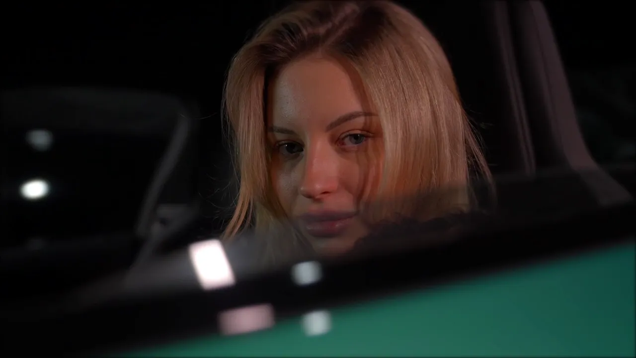 Frame at 01:28