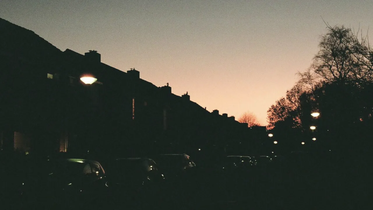 Frame at 01:02