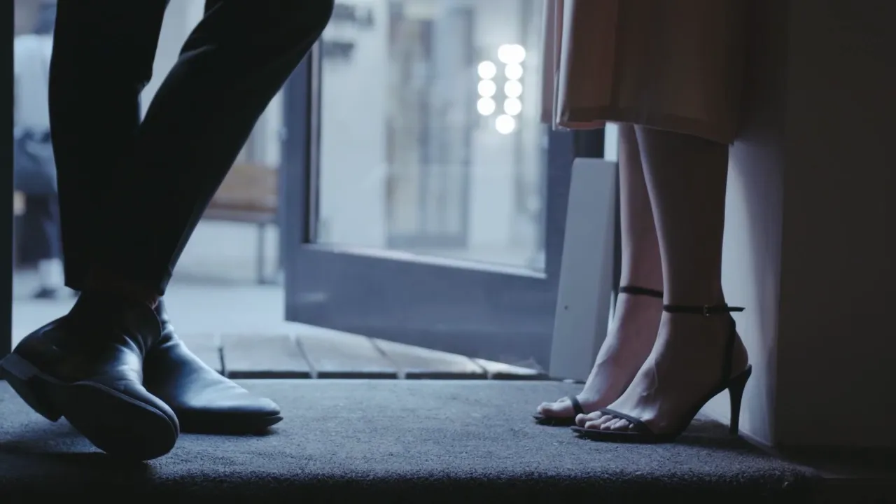 Frame at 00:28
